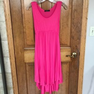 NWOT fuschia sleeveless dress 🌺